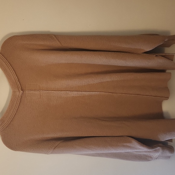 Aerie Tan Wonder Ribbed Textured V-Neck Sweatshirt, Size M - Picture 9 of 10